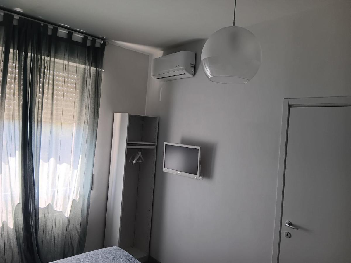 ליבורנו Accademia Rooms מראה חיצוני תמונה
